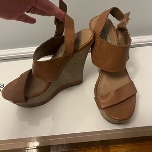STEVE MADDEN WEDGE SANDAL